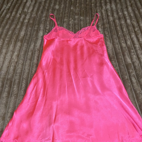 Victoria’s Secret Nightie - Picture 4 of 9